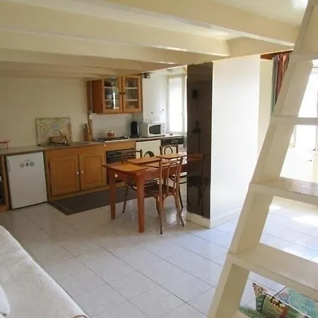 Gambetta 7 Apartmán